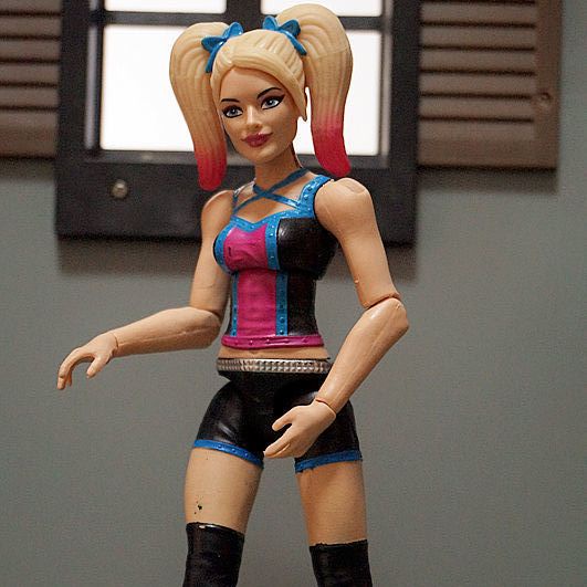 Mô Hình Búp Bê Nữ Chạy Xe Máy Wrestler 20cm Có Khớp Cử Động Được