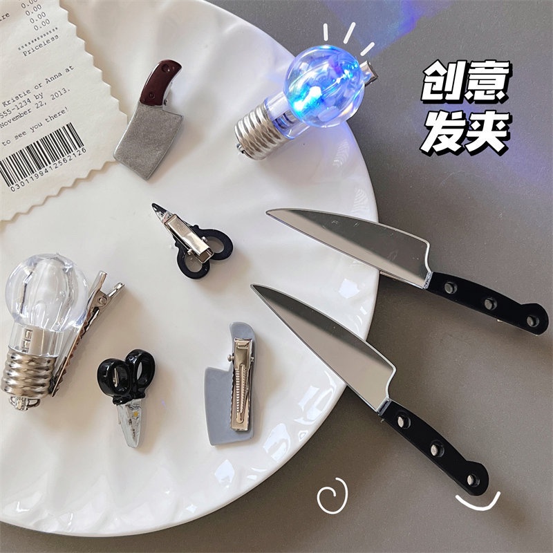 Kẹp Tóc Hình Dao Và Bóng Đèn Phong Cách Hàn Quốc Cho Bé