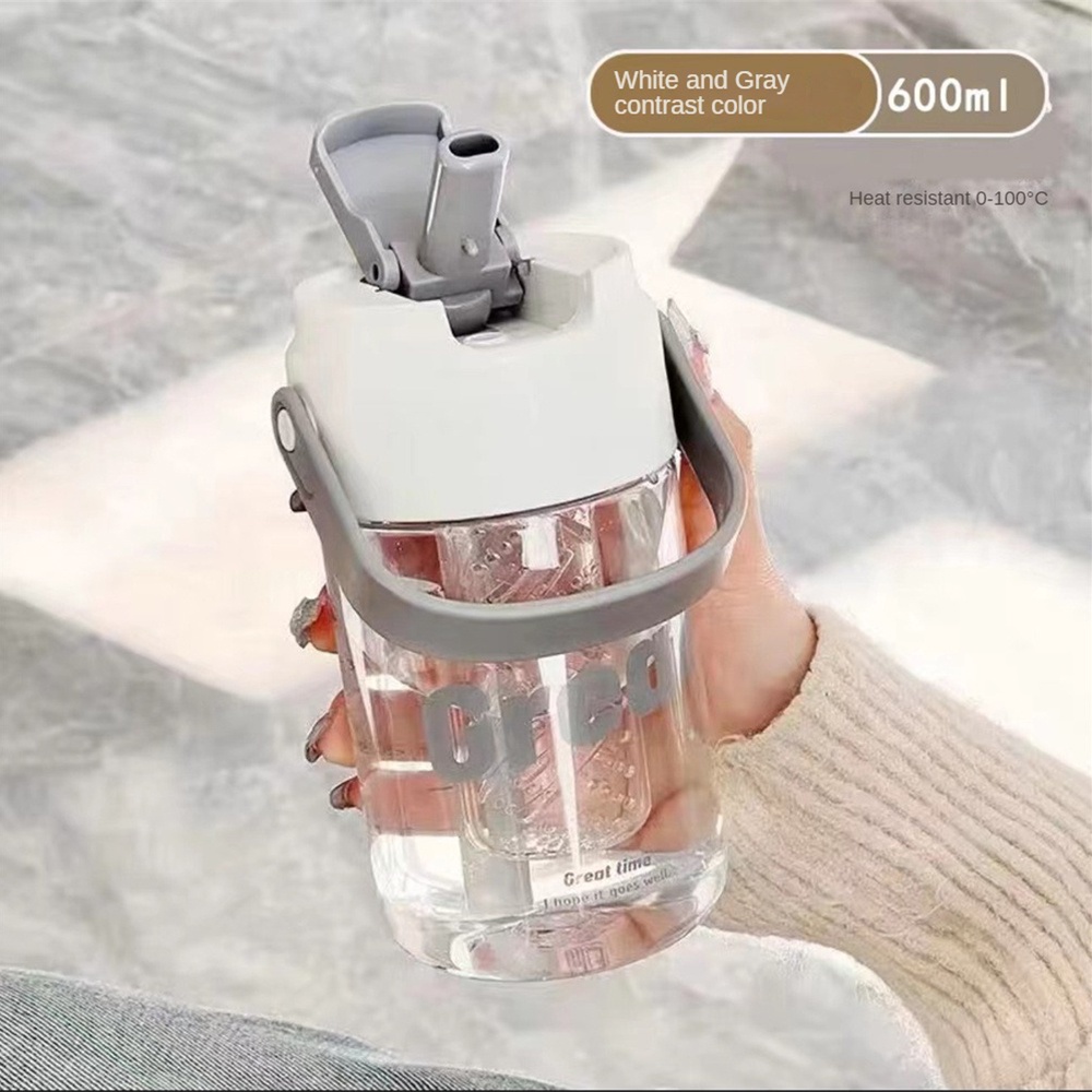 Bình Nước Có Tay Cầm Và Ống Hút Dung Tích 600 / 800ml
