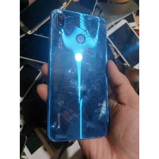 Cụm xác Huawei Nova 3e sống full hư màn hình.