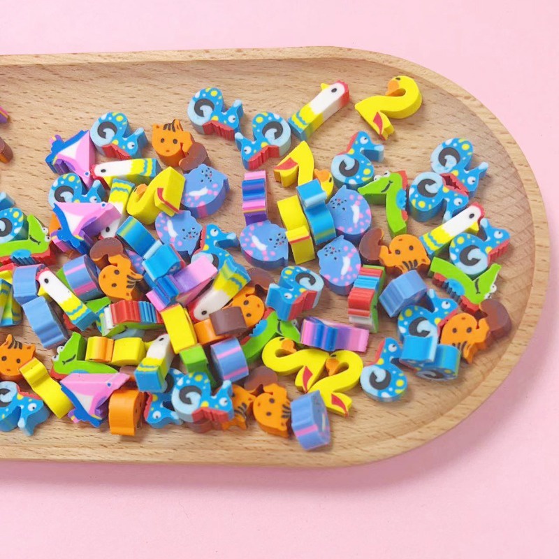 Set 20 Cục Tẩy Bằng PVC Mini 10 * 10mm Họa Tiết Trái Cây / Số / Trái Cây Hoạt Hình Đa Dụng