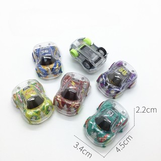 1 mô hình xe đua mini graffiti độc đáo