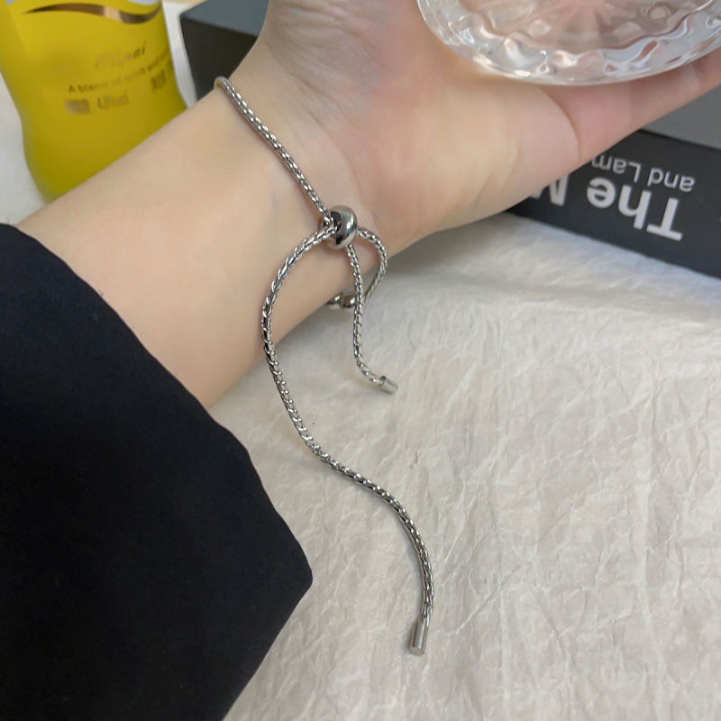 Vòng Tay Dây Rút Chất Liệu Thép Titan Phong Cách Vintage