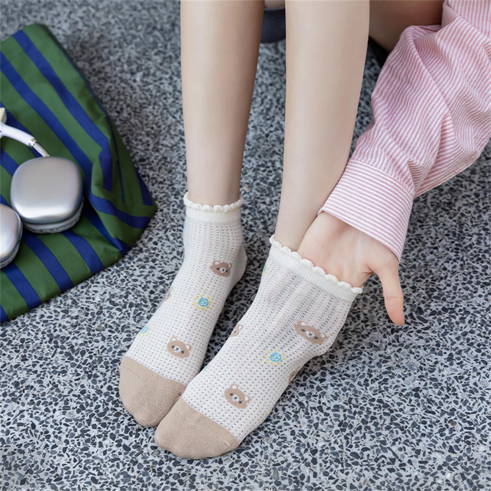 Đôi Vớ Cotton Thoáng Khí In Hình Thú Dễ Thương Cho Nữ