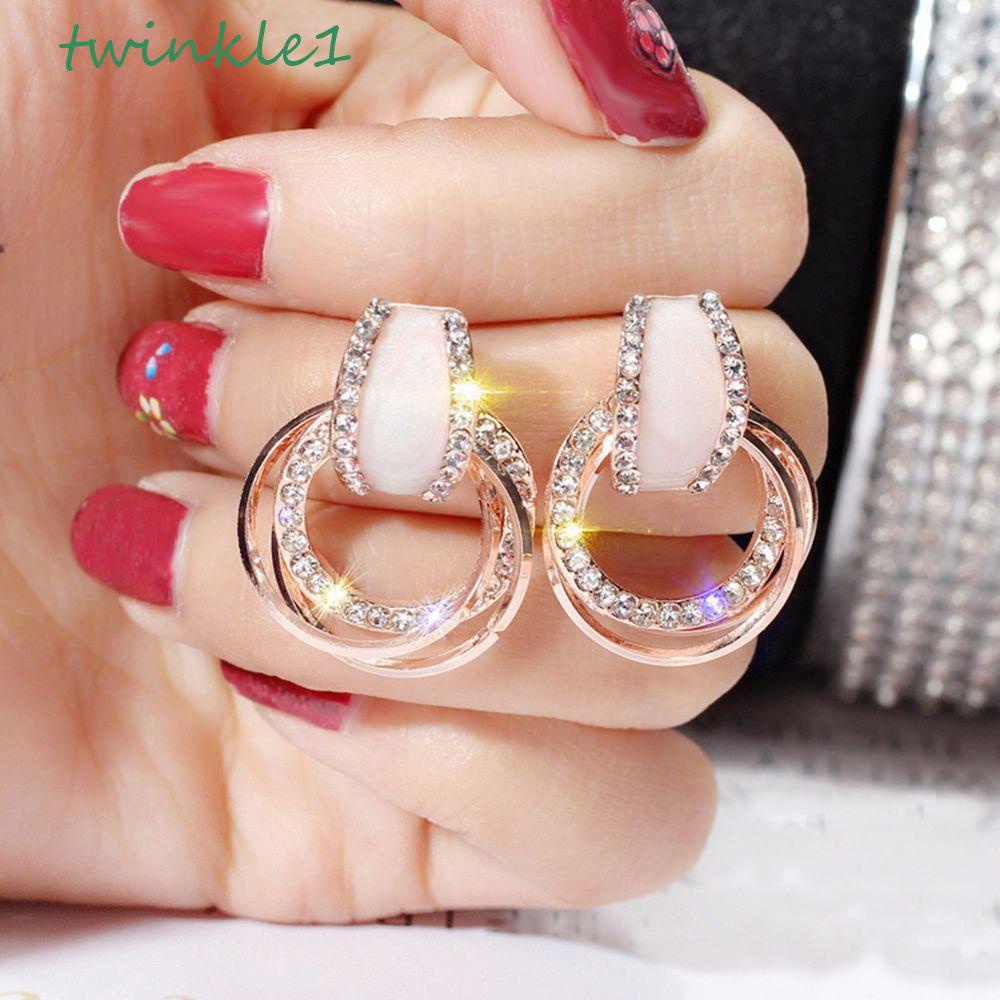 Khuyên Tai Đính Đá Lấp Lánh Sang Trọng