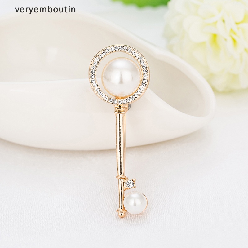 Ghim Cài Áo Hình Hoa Đính Ngọc Trai Nhân Tạo Thời Trang Cho Nữ