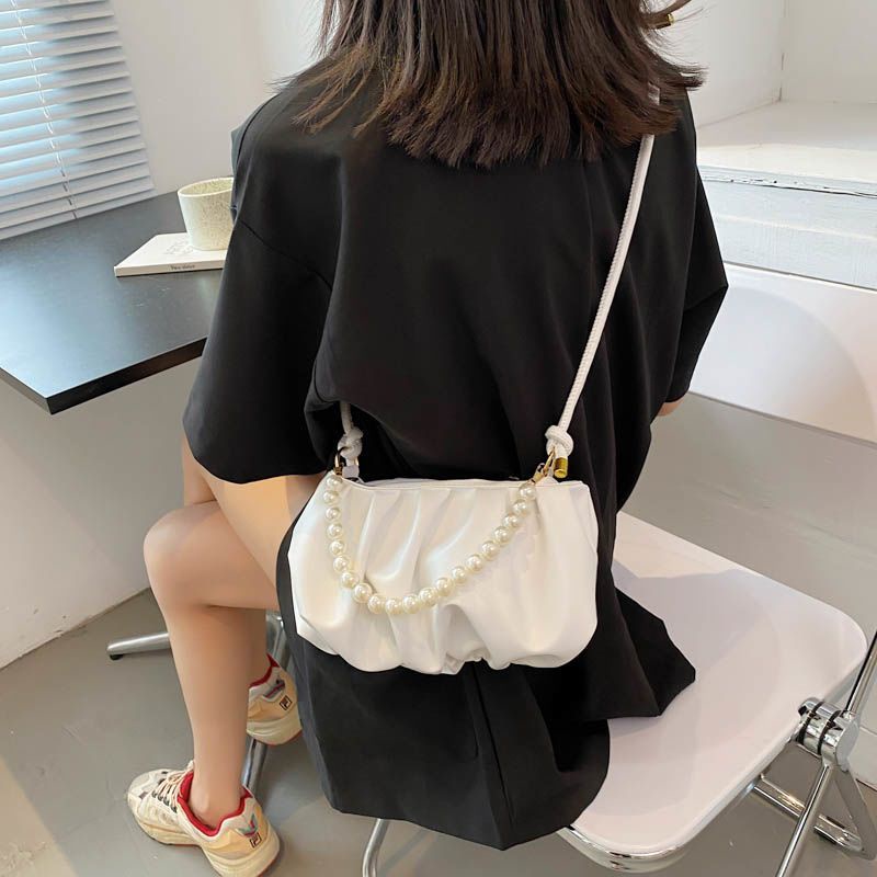 Túi Xách Đeo Vai Hình Đám Mây Thời Trang Dành Cho Nữ