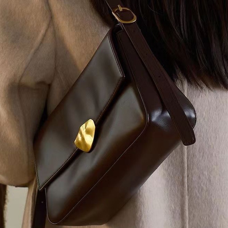 Túi Đeo Chéo Bằng Da Cao Cấp Phong Cách retro Dễ Phối Đồ Thời Trang Cho Nữ