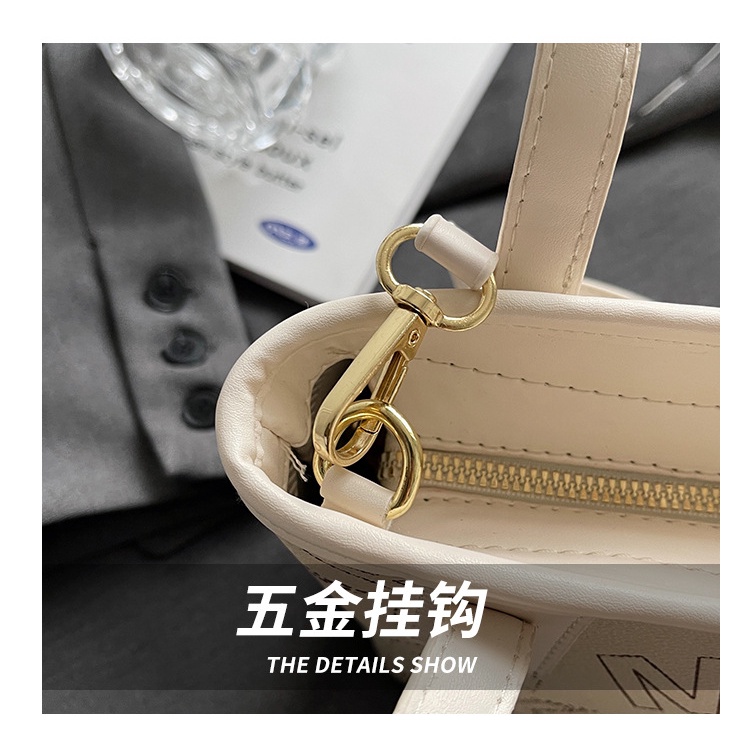 Túi Đeo Chéo Nhỏ In Chữ Đơn Giản Thời Trang Hàn Quốc Cho Nữ