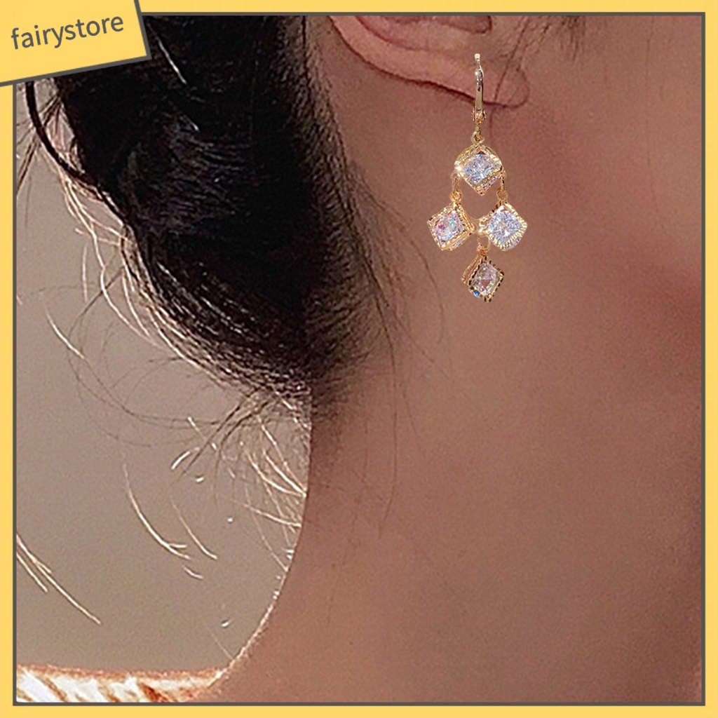 1 Đôi Bông Tai Hình Vuông Đính Đá Lấp Lánh Dành Cho Nữ