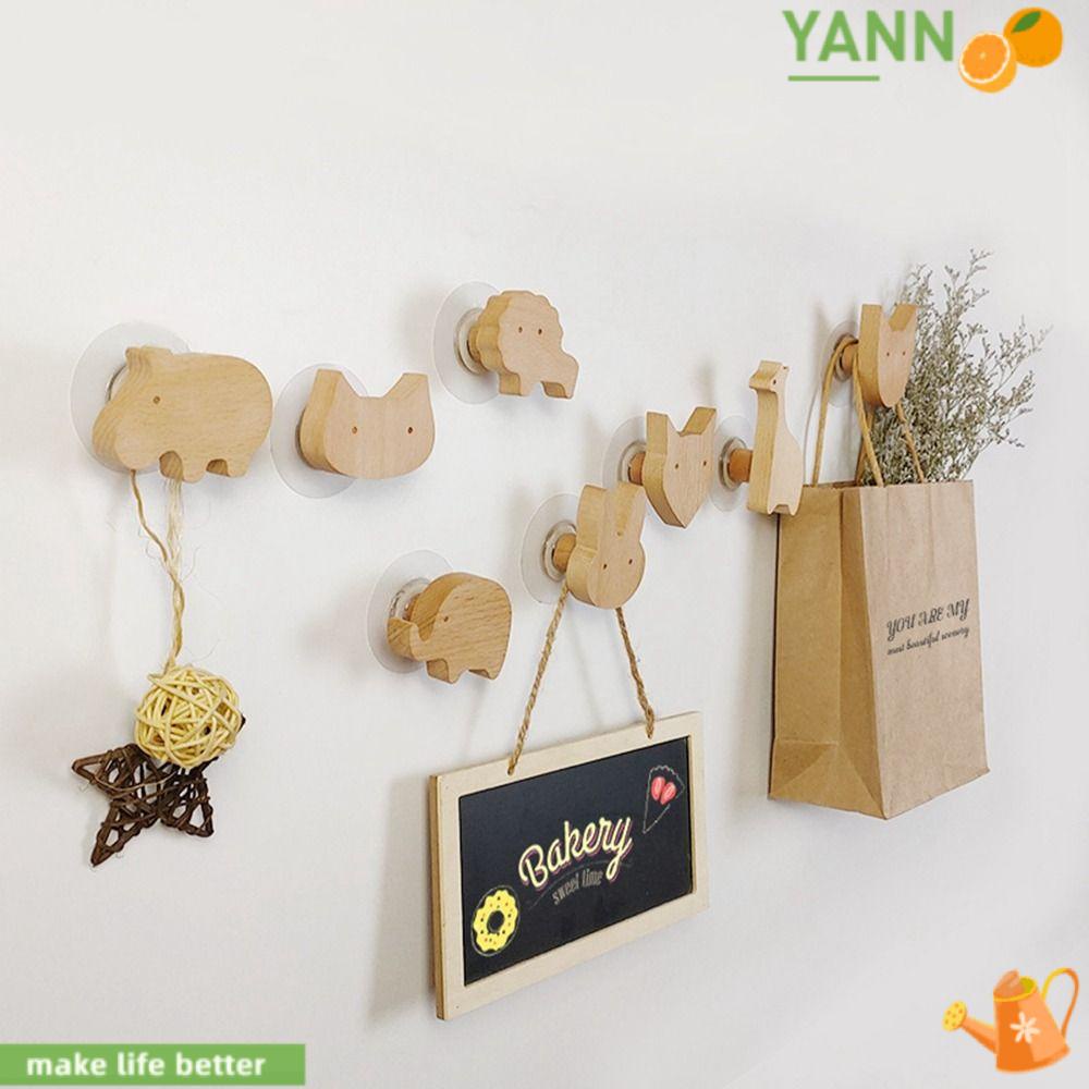 Giá Đỡ Treo Khăn Tắm / Đồ Dùng Nhà Bếp Bằng Gỗ Xoay Được 1