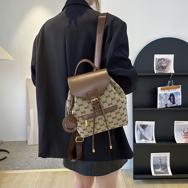 Ielgy Ba Lô Vuông Thời Trang niche Dễ Phối Đồ Phong Cách Nước Ngoài Cho Nữ