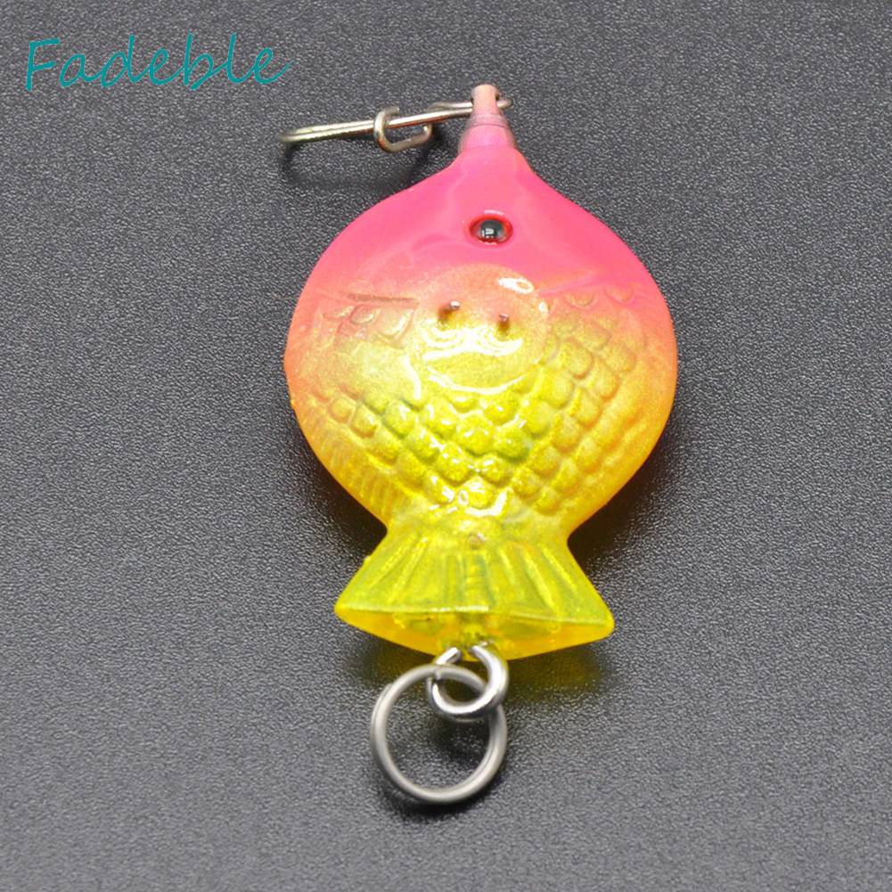 Mồi Câu Cá Giả Gắn Đèn LED Nhiều Màu Xoay 360 Độ