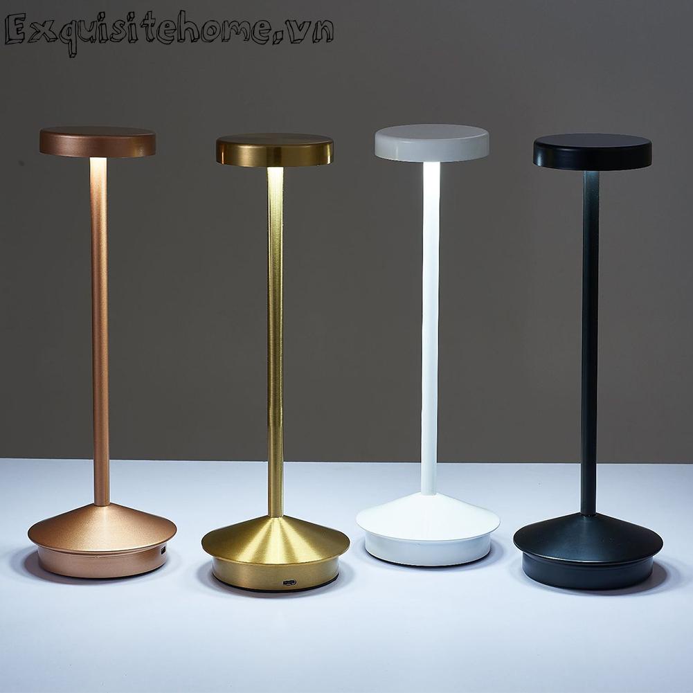 Đèn LED Để Bàn 1800mAh Sạc Được