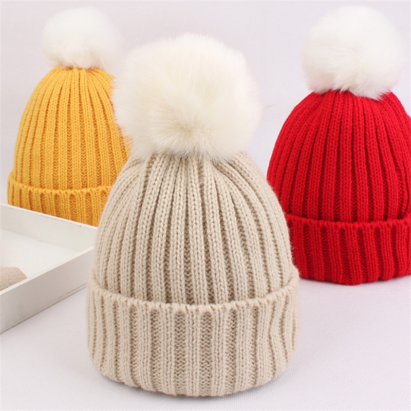 Mũ beanie Trùm Đầu Màu Trơn Đính Quả Bông Dễ Thương Cho Bé