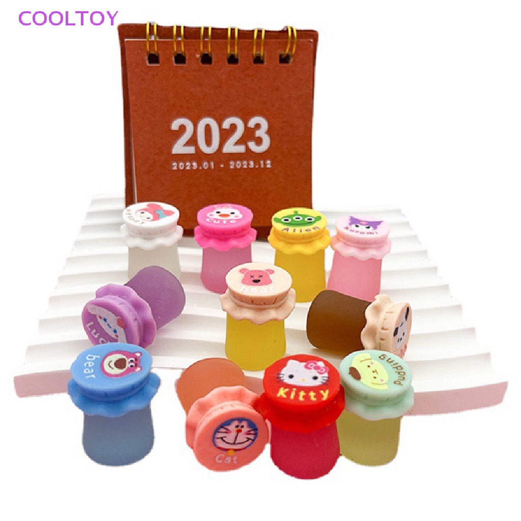 Set 2 Đồ trang trí Bình Mật Ong Mini Bằng Nhựa Resin Dạ Quang Trang Trí Bảng Điều Khiển Xe Hơi