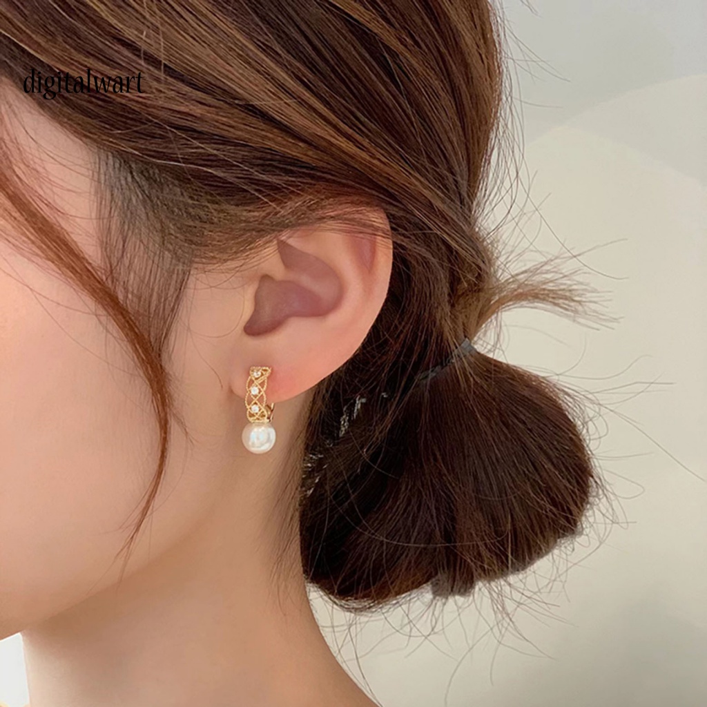 Kỹ Thuật Số| 1 Đôi Bông Tai Tròn Rỗng Đính Ngọc Trai Giả Lấp Lánh Thời Trang Dành Cho Nữ