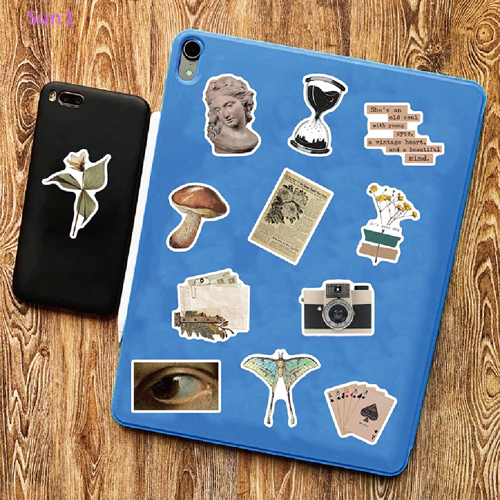 Bộ 50 Miếng Dán Họa Tiết Graffiti Hoạt Hình Dùng Trang Trí Laptop / Điện Thoại / Xe Hơi