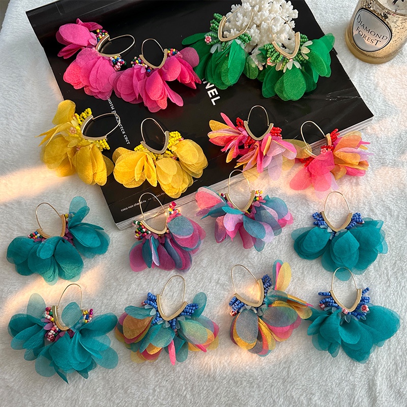 1 Pair V-shaped rice bead tassel earrings new fashion and versatile exaggerated Europe and American earrings