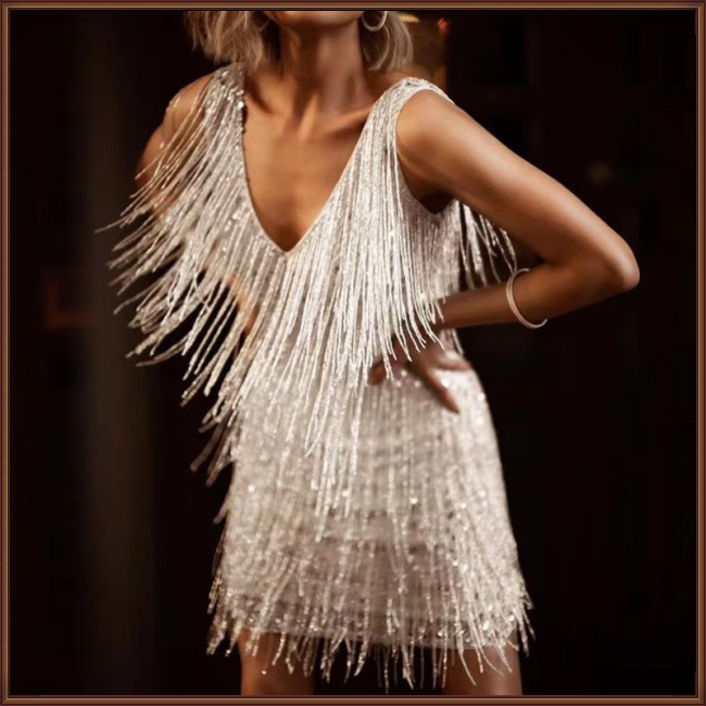 Đầm Lưới Không Tay Cổ Chữ V Phối Tua Rua Nhiều Màu Sắc Thanh Lịch Dành Cho Nữ