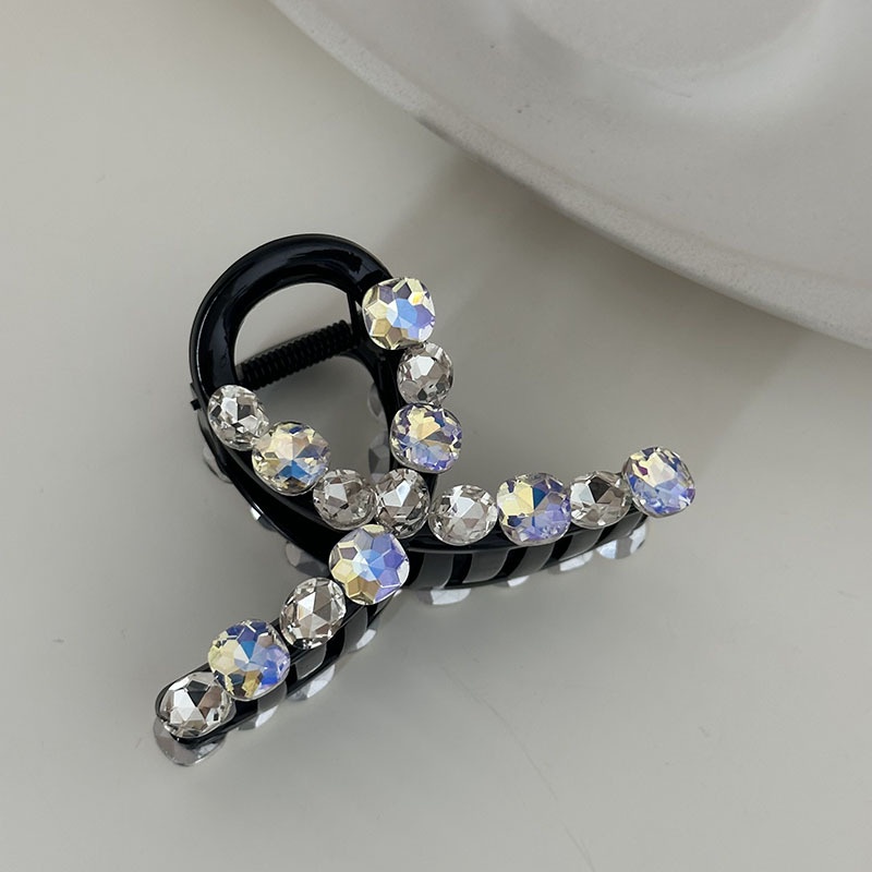 Kẹp Tóc Hình Cá Mập Đính Đá Phong Cách Retro Cho Nữ