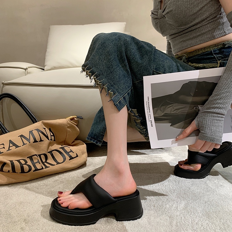 Kisstyle Dép Sandal Đế Dày Mũi Tròn Màu Trơn Mềm Mại Thoải Mái Thời Trang Đi Biển Cho Nữ