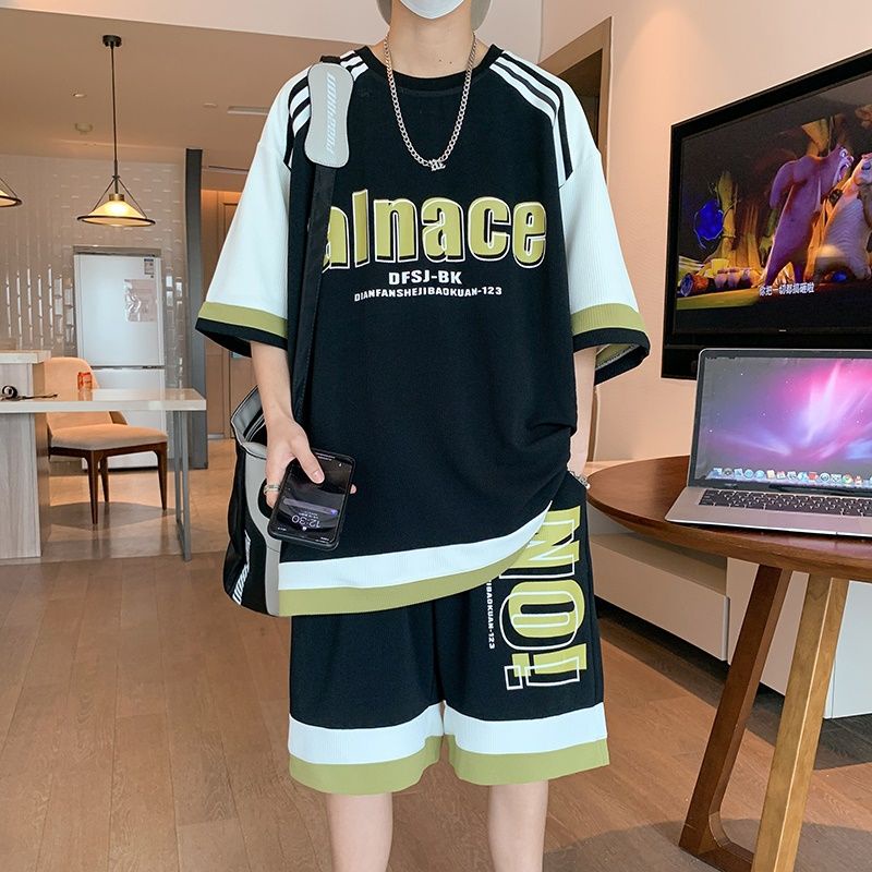 【luckin men's】áo thun form rộng+quần short nam，bộ đồ，bigsize t shirt，oversize nam，áo phông nam，áo nam，Set Áo Thun Ngắn Tay + Quần short Thể Thao Thời Trang Cho Bé Trai，áo sơ mi，quần đùi thể thao nam，đen， trắng，xám，kaki，xanh lam， đồ b