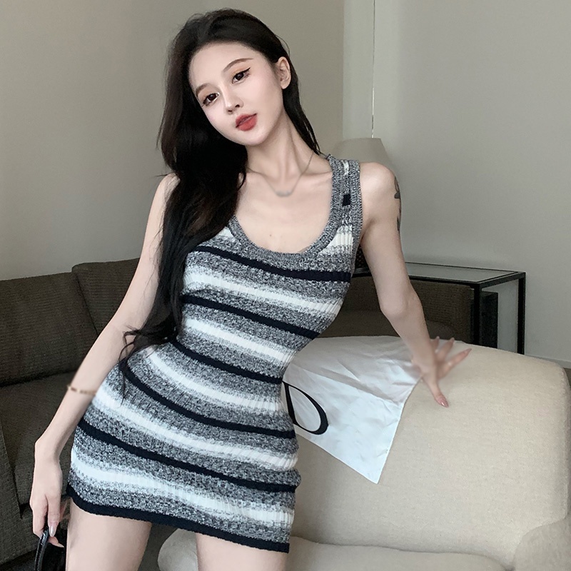 Đầm Dệt Kim Sát Nách Kẻ Sọc Màu Gradient Phong Cách Hàn Quốc Cho Nữ