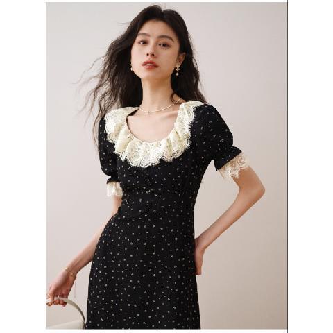 Đầm Tay Ngắn Cổ Lá Sen Màu Đen Phong Cách Pháp Thời Trang Mùa Hè 2023 LT4S