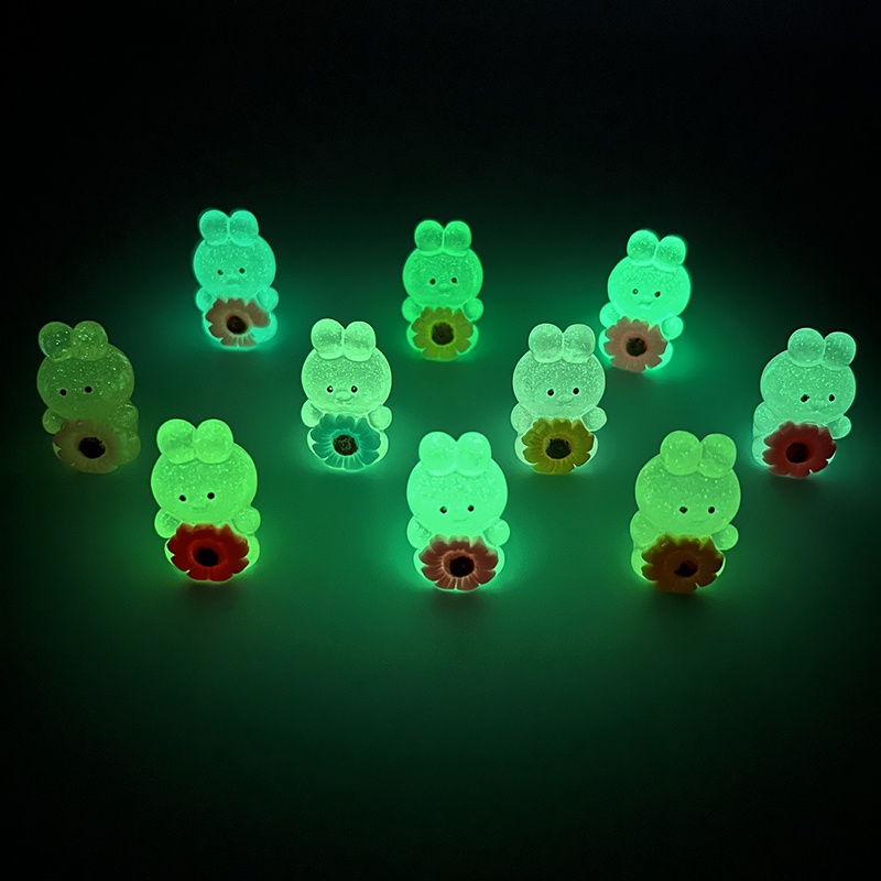 Set 2 Tượng Thỏ Hoạt Hình Bằng Nhựa Resin Phát Sáng Dễ Thương Trang Trí
