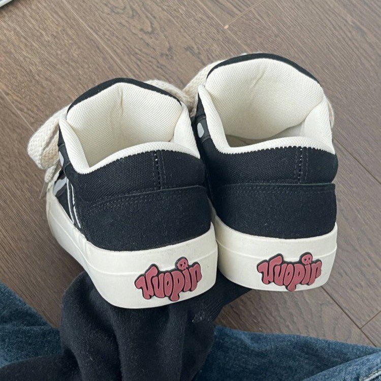 Giày Thể Thao Đế Dày Thời Trang Năng Động Dành Cho Nữ