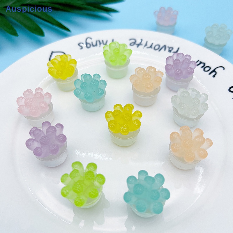 Set 2 Đồ trang trí Xe Hơi Mini Bằng Nhựa Phát Quang Độc Đáo