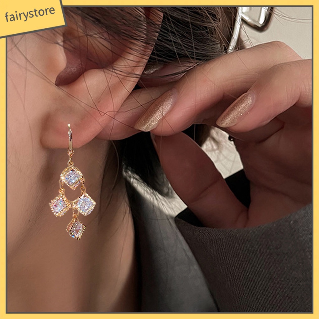 1 Đôi Bông Tai Hình Vuông Đính Đá Lấp Lánh Dành Cho Nữ