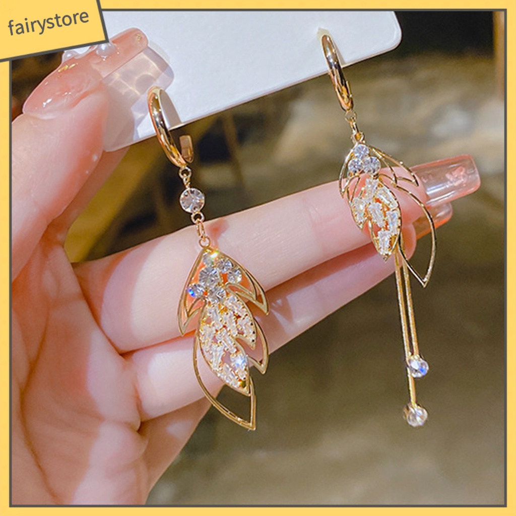 1 Đôi Bông Tai Hình Chiếc Lá Đính Đá Lấp Lánh Dành Cho Nữ