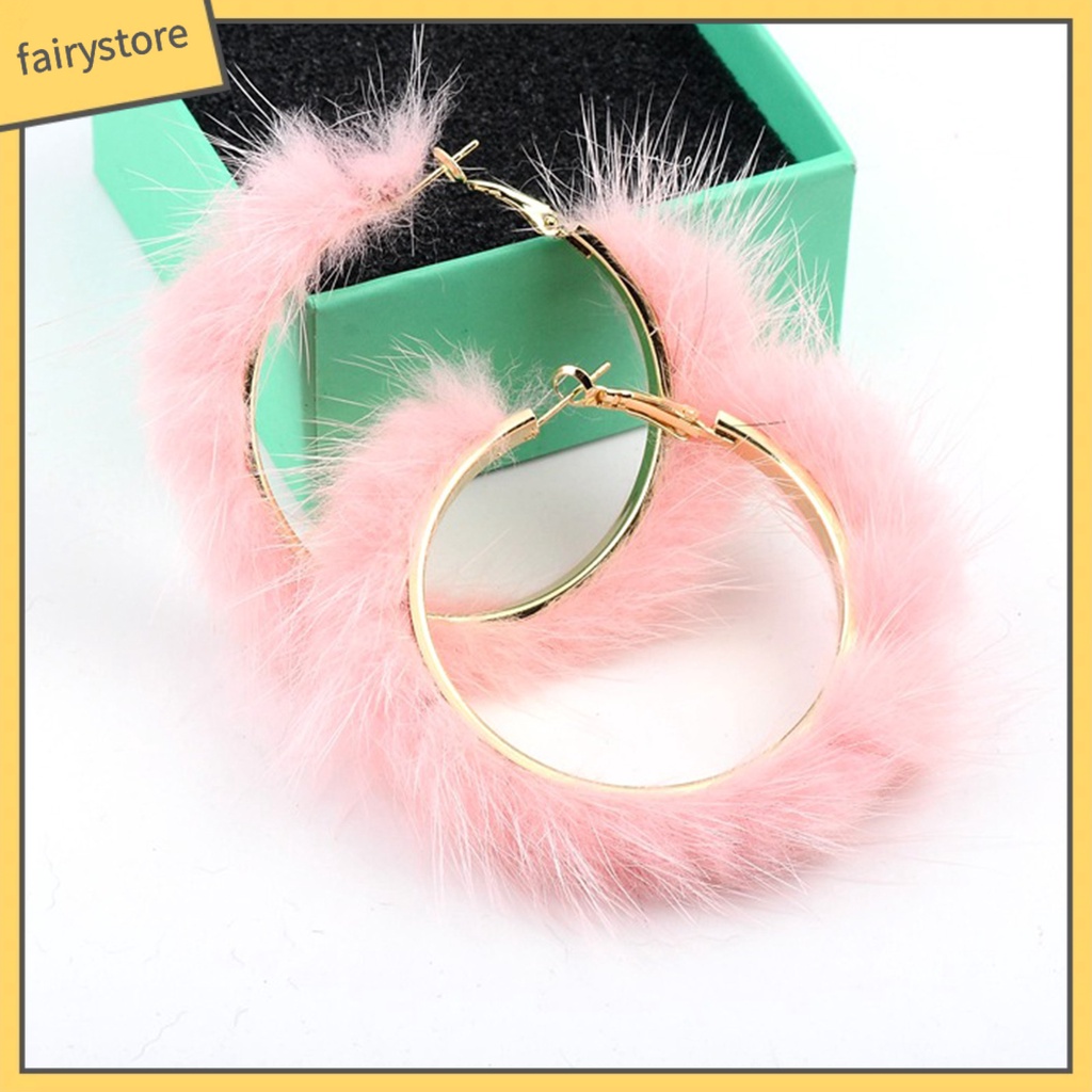 1 Đôi Bông Tai Hình Tròn Phủ Lông Thích Hợp Sử Dụng Hàng Ngày