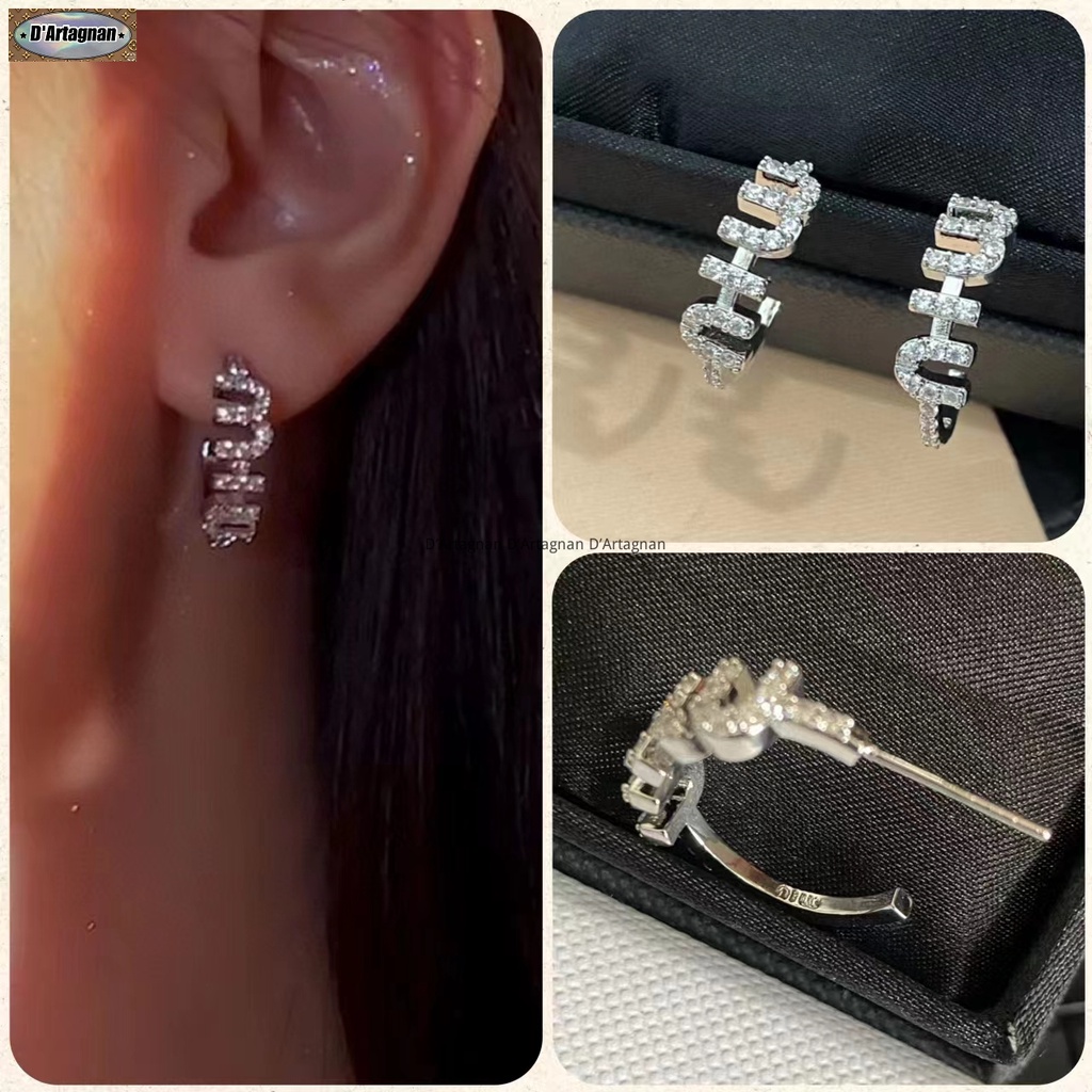 'Boutique Spot'MIU Silver Diamond Earrings Letter Logo Ring Stud Stud (2CM) Đồng mạ vàng với thép in Chất lượng cao Hàn Quốc 2023 Mới tái tạo thanh lịch Vintage Thời trang Không phai 925 Silver Needle Bông tai cho phụ nữ A1662