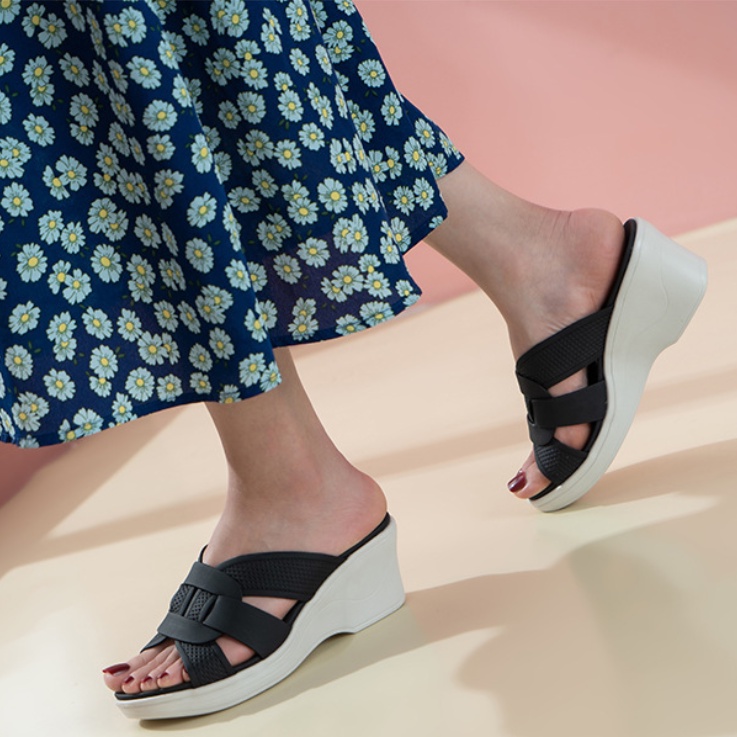 Dép Đế Dày Chống Trượt Thoải Mái Và Hợp Thời Trang Cho Nữ