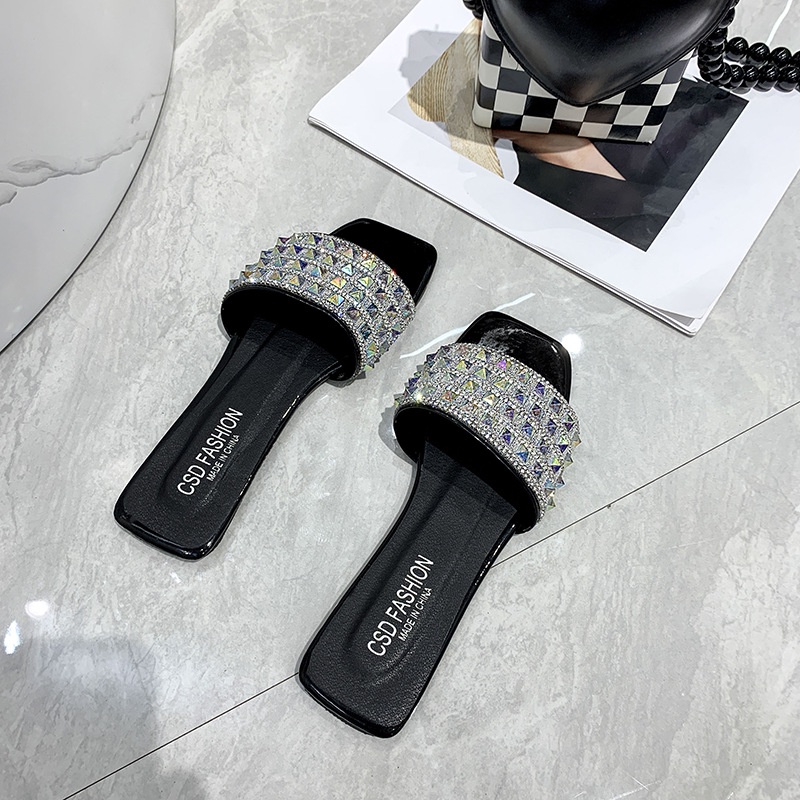 Dép Sandal Đi Biển Đế Bằng Đính Đá Thời Trang Mùa Hè Phong Cách Châu Âu Mới