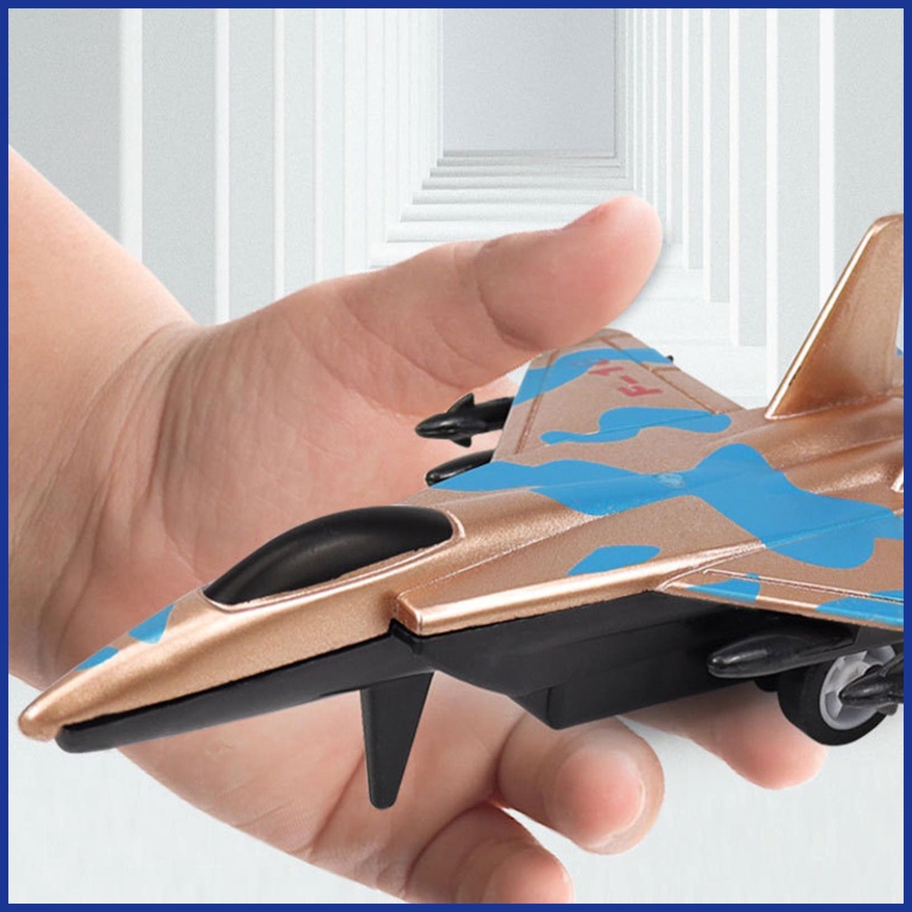 Xe Đua Đồ Chơi Kéo Lưng Ma Sát Vui Nhộn Cho Bé Trai 3 Tuổi