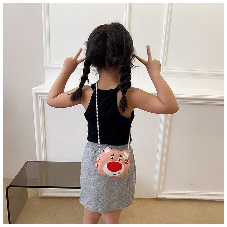 Túi Đeo Chéo Mini Hình Gấu Dâu Tây Dễ Thương Cho Bé