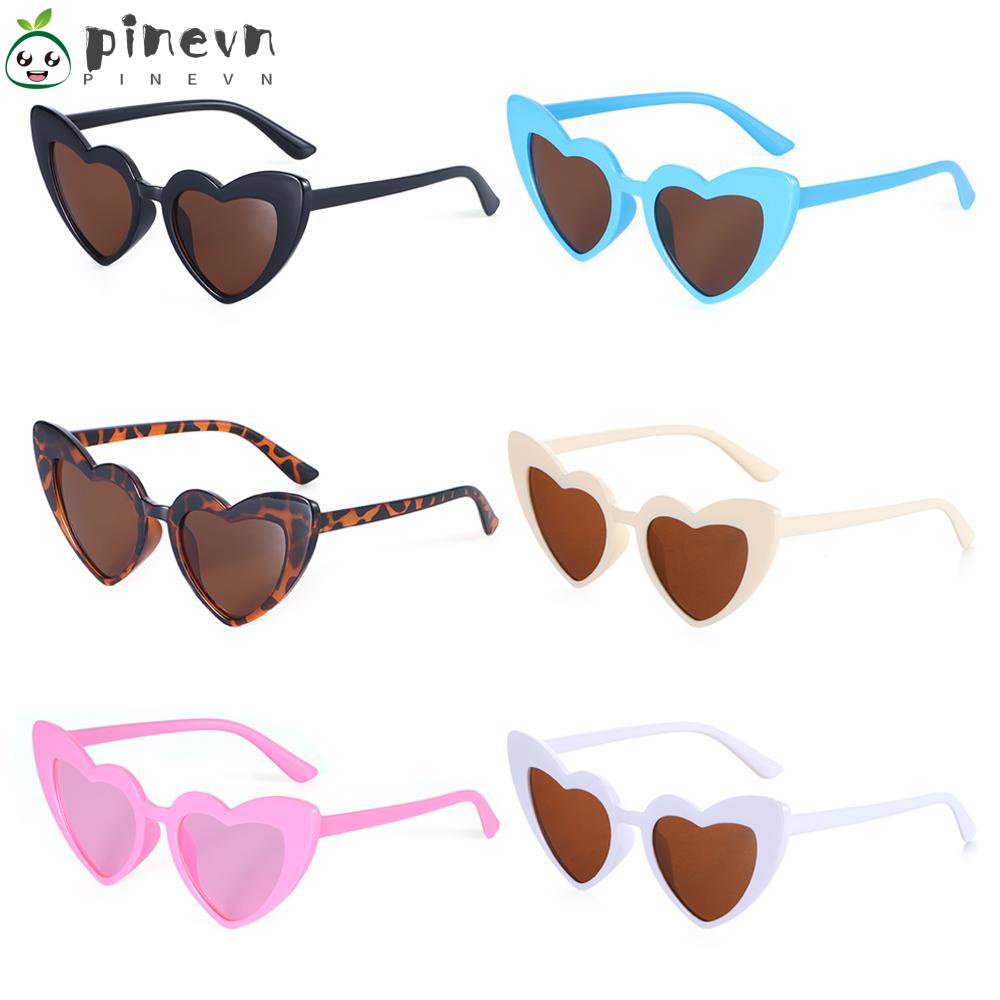 Kính Mát Hình Trái Tim Đáng Yêu Cho Bé