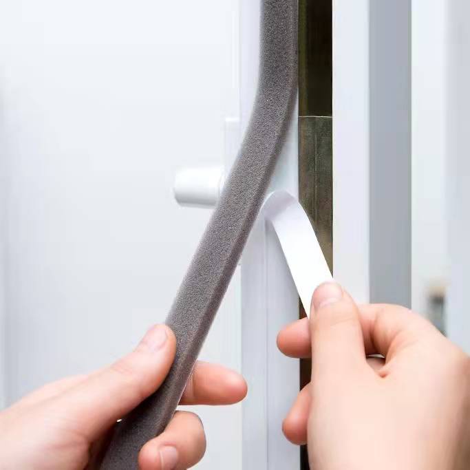 Băng Keo Xốp Dán Viền Cửa Chống Va Chạm Cách Âm Tiện Dụng Sự Bảo Vệ