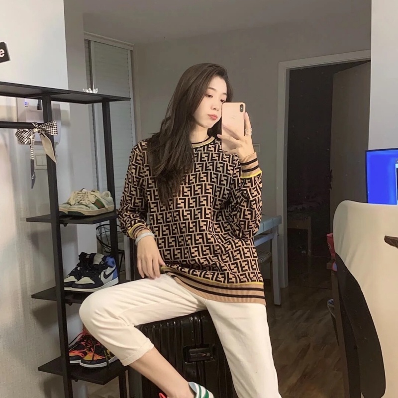 Fe Mới Áo sweater Họa Tiết Dập Nổi Hoa jacquard Xu Hướng Đơn Giản Và Khí Quyển Thời Trang Độc Đáo