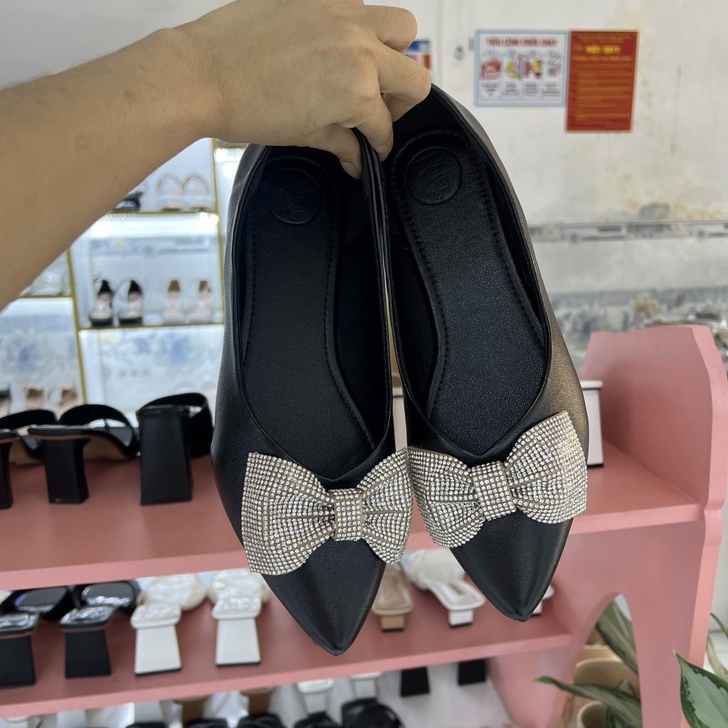 Giày búp bê đen khóa đá xoàn bệt size 40-44