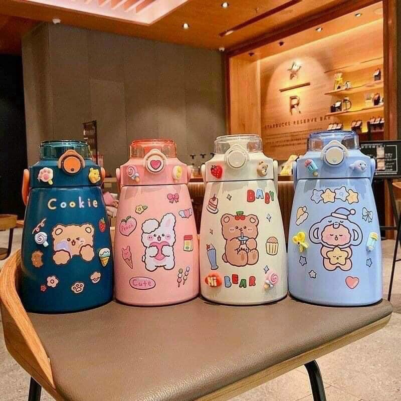 BÌNH GIỮ NHIỆT SO CUTE 800ml kèm ống hút và sticker 2D và dây đeo