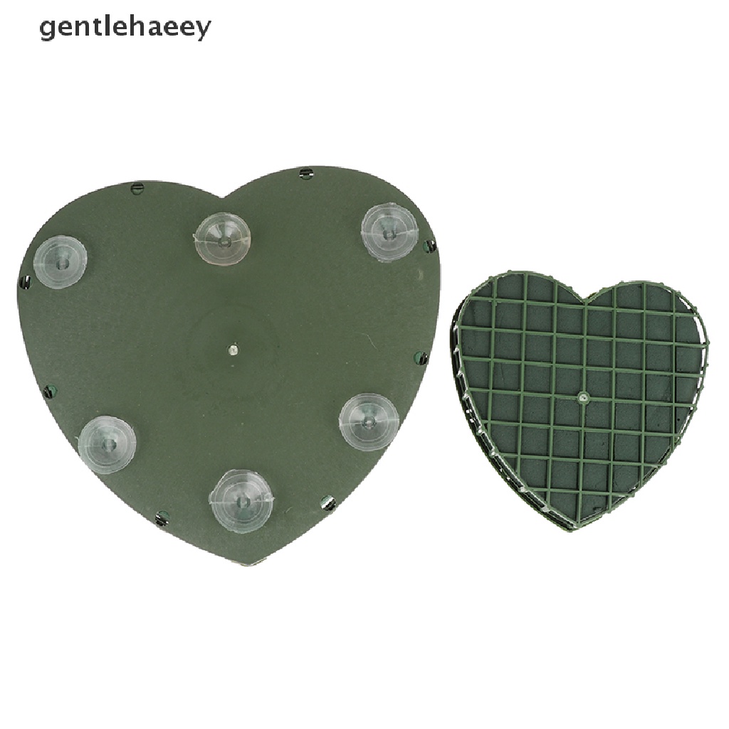 Mút Xốp Hình Trái Tim Dùng Trang Trí Hoa Trong Tiệc Cưới