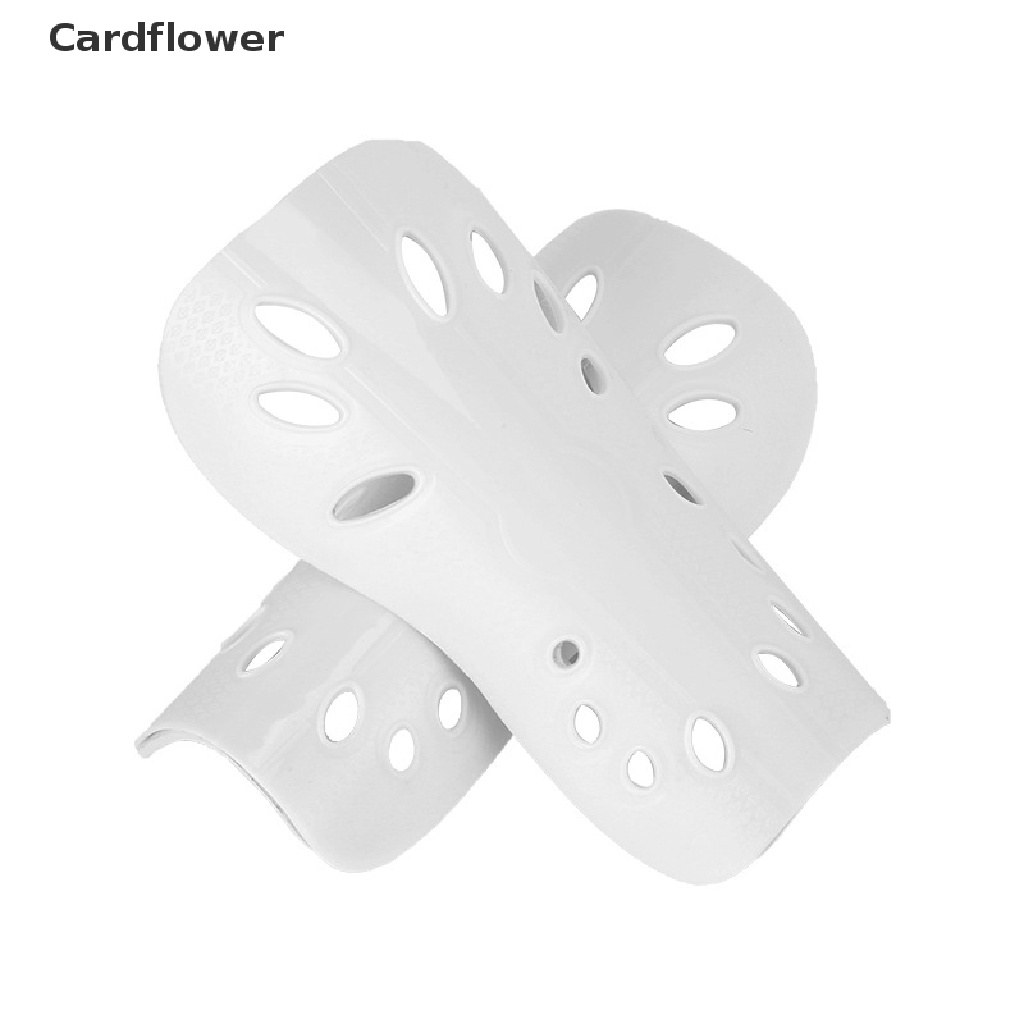 1 Cặp Đệm Nhựa Bảo Vệ Chân Thoáng Khí Khi Chơi Bóng Đá Cho Người Lớn Và Trẻ Em