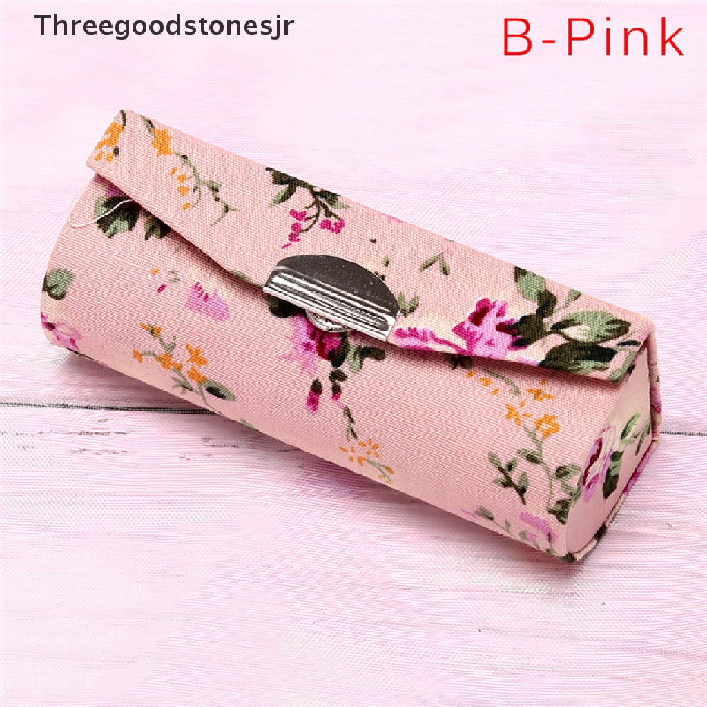 Hộp Đựng Son Môi TGS Họa Tiết Thêu Hoa Kèm Gương Tiện Dụng JR