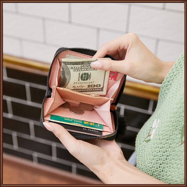 Ví Ngắn Bằng Da Pu Màu Trơn Thêu Họa Tiết Có Nhiều Ngăn Đựng Thẻ Và Bóng Lông Cho Nữ