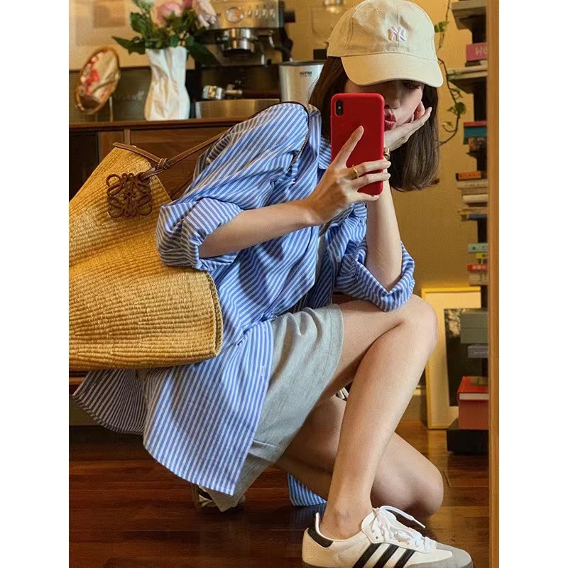 Áo Sơ Mi Tay Dài Họa Tiết Kẻ Sọc Thời Trang Mùa Hè